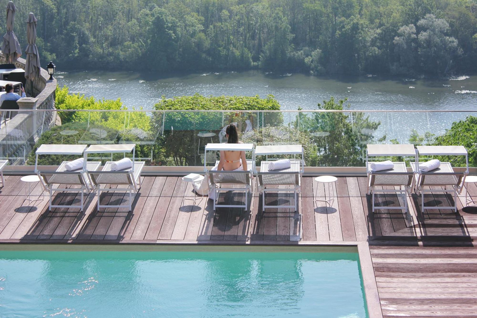 Domaine De La Corniche Hotel Rolleboise Ngoại thất bức ảnh